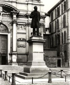 Alessandro Manzoni (1785-1873) emlékműve (bronz) (f/w fotó) alkotó: School Italian