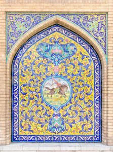 Csempeépítés a Golestan-palotában, Teherán, Irán (fotó)