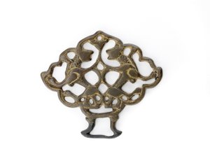Dísz oroszlánpárral, Seljud-dinasztia, valószínűleg 13. század (bronz aranyozás nyomaival)
