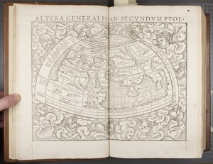 Globe, a Cosmographia-ból, 1544 alkotó: Sebastian Munster