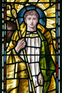 Mortehoe, St Mary, Heaton Butler és Bayne, Selwyn Image, Szent Rafael arkangyal részlet, 1890 körül alkotó: Selwyn Image Selwyn Image