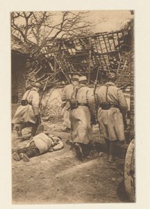 Az arras-i csata (május 9. és június között) rendkívül véres volt a németek számára. (...) Itt van Neuville (...) elfogásának egy epizódja (cím a tárgyon) 12 cartes postales illustrées de la Grande Guerre / Pochette No 2 (sorozat címe az objektumon alkotó: Sémaphore