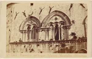 A gótikus ablakok Palazzo Montalto (Szirakúza)