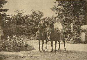 Leo Tolsztoj orosz író Jasznaja Poljanában lovagol, Tula közelében, Oroszországban, 1900