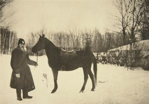 Lev Tolsztoj orosz író lóval, Jasznaja Poljana, Tula közelében, Oroszország, 1905.