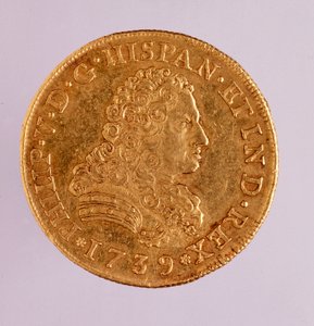 Arany érme (8 ecu) Spanyolországból: V. Fülöp (Filippo vagy Philippe) uralkodása (1700-1746). 1739 átm. 3,6 cm Nápoly, museo archeologico alkotó: Spanish School