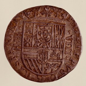 Ezüst érme (8 real) Spanyolországból: II. Fülöp (Filippo vagy Philippe) uralkodása (1556-1598). 1589 átm. 3,5 cm Nápoly, museo archeologico alkotó: Spanish School