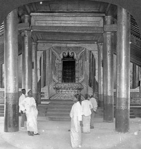Az Oroszlán trónja, Királyi Palota, Mandalay, Burma, 1908