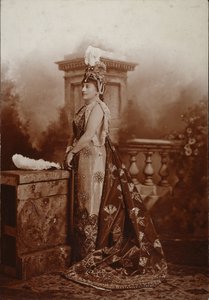 Louise, Devonshire hercegnője, mint Zenobia, Palmyra királynője, Devonshire hercegné gyémánt jubileumi bálja a Devonshire House-ban