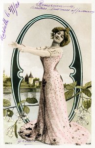 O b: Agustina Otero Iglesias, alias Caroline Otero, La Belle Otero, énekes, kabarétáncos és fontos udvarhölgy a Belle Epoque - Ábécé képeslapban