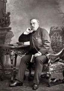 Edmund Yates (1831-94), újságíró és regényíró, portréfotó (fekete-fehér fotó)
