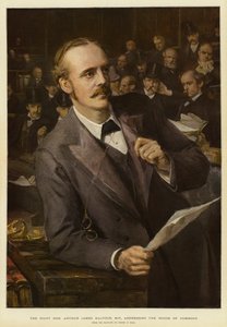 A jobboldali tisztelt Arthur James Balfour parlamenti képviselő beszédet mond az alsóházban (színes litó)