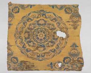 Textil virágos éremmel, 800 körül alkotó: Tang Dynasty Chinese School