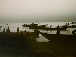 Japán halász a tengeren, 1900 körül - 1915 (fénykép) alkotó: Teijiro Takagi