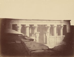 Az Edfu-templom főtermének elölnézete alkotó: Théodule Devéria