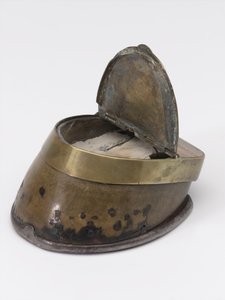 William Tyrwhitt Drake kapitányhoz tartozó Lópatak tintatartója, a Royal Horse Guards, 1829 körül (tintatartó, lópata)