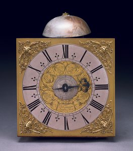 Egy II. Károly harmincórás hosszú tokos óra négyzet alakú számlapja, 1680 körül (vegyes technika)