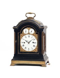 III. György ütős asztali óra, 1770 körül (fa, üveg és fém) (lásd még: 491922) alkotó: Thomas Wagstaff or Wagstaffe