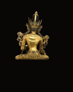 Avalokiteshvara császári alakja (lásd még 474250-474254) (aranyozott bronz) alkotó: Tibetan School