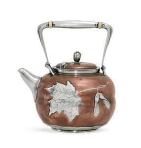 Teáskanna, 1880 körül (ezüst és réz) alkotó: Tiffany and Company