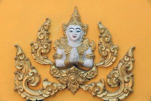 20151030, Vientiane, Laosz: Wat Si Muang (Simuong) buddhista templom. buddhista istennő alkotó: Unbekannt