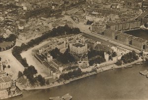 Erődjének kilátása, William, a Hódító: A torony a levegőből, c1935. alkotó: Unbekannt
