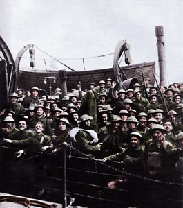 Dunkerque-ből megmentett katonák csónakja, 1940, 1945 alkotó: Unbekannt