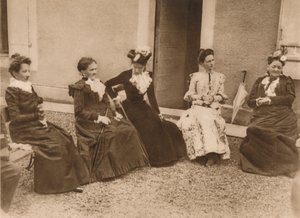 Egy csoport nő beszélget, 1937 alkotó: Unbekannt