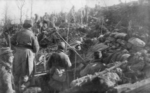 Elhagyott német árkok, Eparges gerinc, Verdun közelében, Franciaország, 1915. augusztus alkotó: Unbekannt