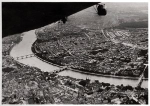 Bázel, Svájc légi felvétele egy Zeppelinről, 1928 1933 alkotó: Unbekannt
