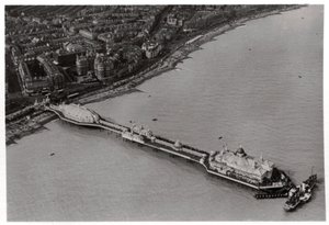Eastbourne, Sussex légi felvétele egy Zeppelinről, 1931 1933 alkotó: Unbekannt