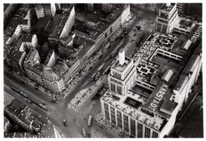 A Hermannplatz légifelvétele, Berlin Neukoelln, Németország, Zeppelinről, c1931 1933 alkotó: Unbekannt