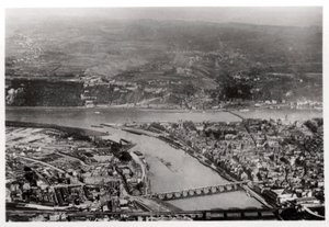 Koblenz, Rajna-Palantinate, Németország légi felvétele egy Zeppelinről, c1931 1933 alkotó: Unbekannt