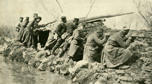 Eső után: Szerb gyalogság...az árvíz idején, első világháború, c1915, c1920. alkotó: Unbekannt