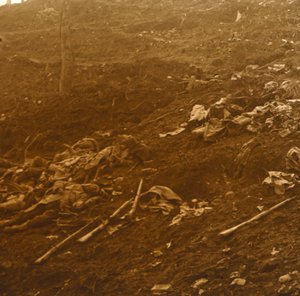 A támadás után Les Éparges, Észak-Franciaország, 1915. alkotó: Unbekannt
