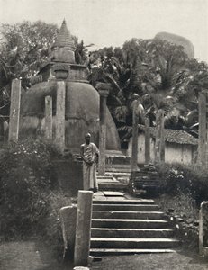 Ambatthala Dagoba Mihintale-ben, Mahinda ereklyéinek nyughelye, ie 275-ben épült. 1926 alkotó: Unbekannt