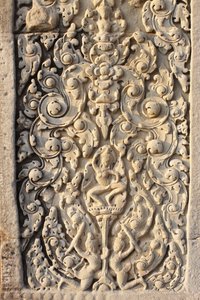 Angkor Wat, faragott részlet a falvirágokról, Siem Reap, Kambodzsa alkotó: Unbekannt