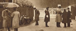 At the Gates, Fort Belvedere, 1936-1937 alkotó: Unbekannt