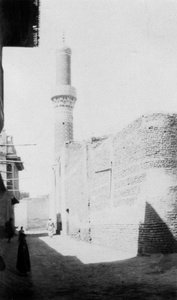 Backstreet és régi mecset, Bagdad, Irak, 1917-1919 alkotó: Unbekannt