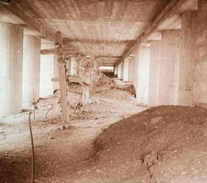 Bajonett-árok, Verdun, Észak-Franciaország, 1916-c1918. alkotó: Unbekannt