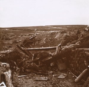 Bombázott akkumulátor, Clery, Franciaország, c1914-c1918 alkotó: Unbekannt