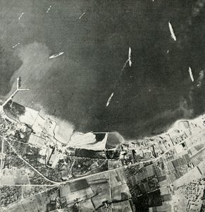 Brit hadihajók Málta partjainál, II. világháború, 1940-1942 1944. alkotó: Unbekannt