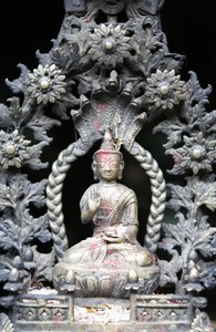 Buddha az Arany templomban, Patan, Nepál alkotó: Unbekannt