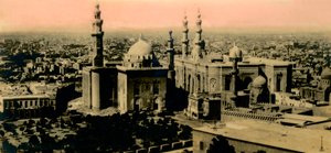 Kairó: Általános nézet és Hasszán szultán mecset, c1918-c1939. alkotó: Unbekannt