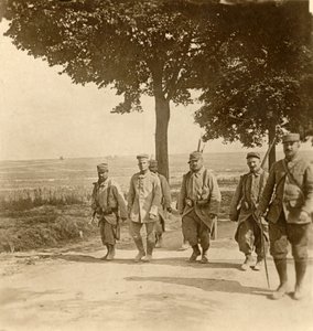 Elfogott német lövész, Champagne, Észak-Franciaország, c1914-c1918 alkotó: Unbekannt