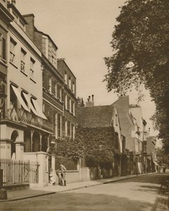 Cheyne Walk, Egy tisztességes út, amely a folyó fölé néz, emlékekben gazdag, 1935. alkotó: Unbekannt