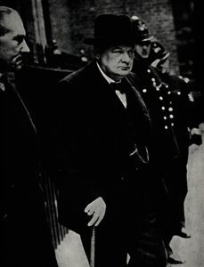 Churchill mint miniszterelnök, 1940, 1945. alkotó: Unbekannt