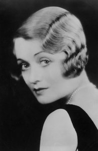 Constance Bennett 1904-1965, amerikai színésznő, XX alkotó: Unbekannt