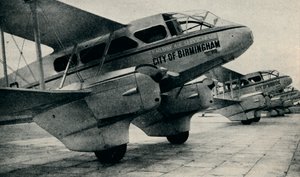 A Railway Air Service egyes útvonalain használt De Havilland DH89 repülőgépek, c1934 c1937 alkotó: Unbekannt