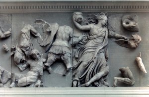 Részlet a pergamoni oltár nagy frízéből, ie 180-159 alkotó: Unbekannt